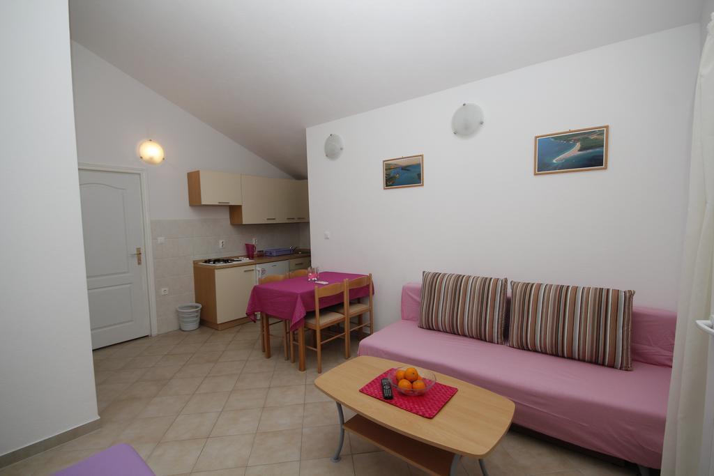 Apartments Adriatika Makarska Bilik gambar