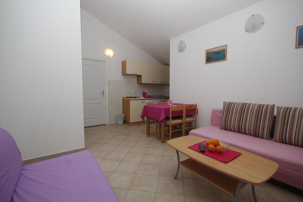 Apartments Adriatika Makarska Bilik gambar